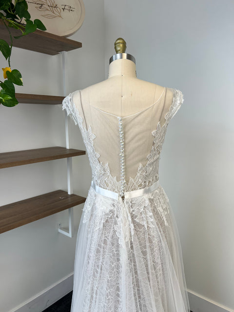 B / Watters 4061A Size 6
