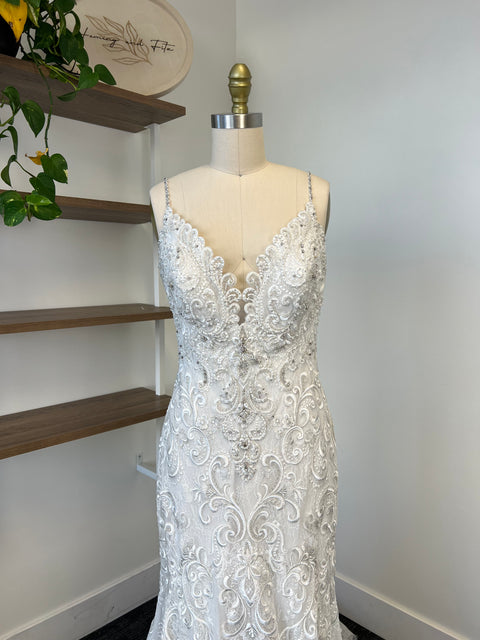 B / Allure 9501 Size 12