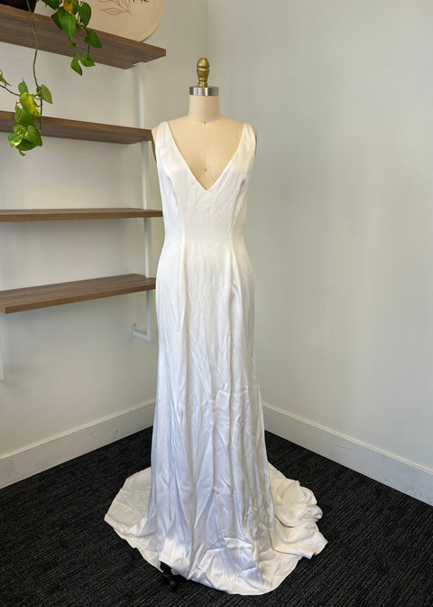 C / Sarah Seven Athena Size 8