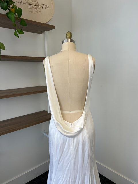 C / Sarah Seven Athena Size 8
