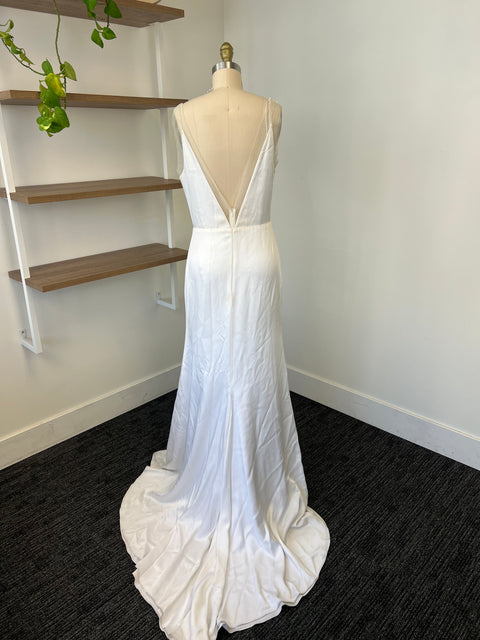 C / Sarah Seven Noemi Size 8