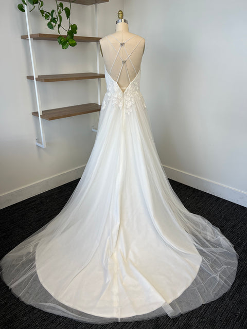 B / TA 7901 Size 12