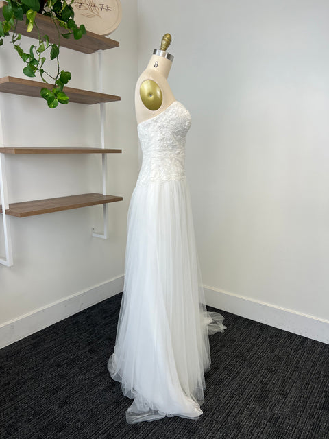 B / Rebecca Ingram Elouise Size 14