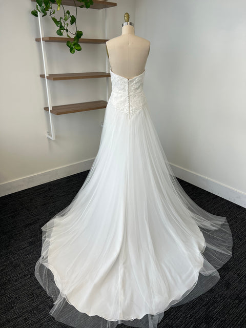 B / Rebecca Ingram Elouise Size 14