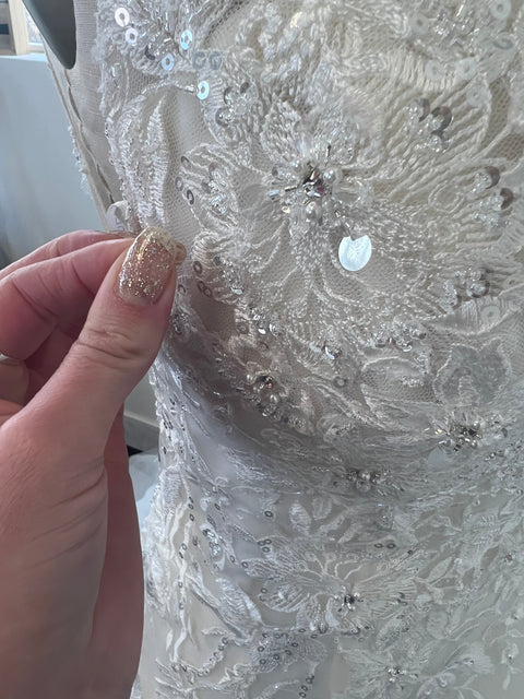 A / Martin Thornburg 220275 Size 14
