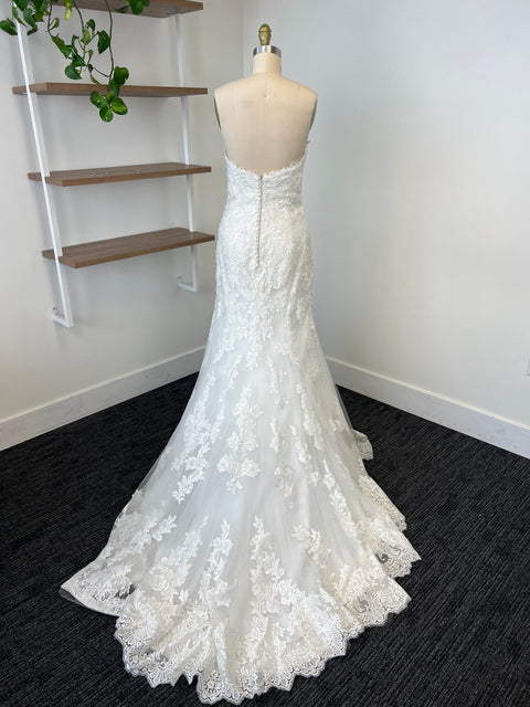 B / Maggie Sottero Jennita Size 14