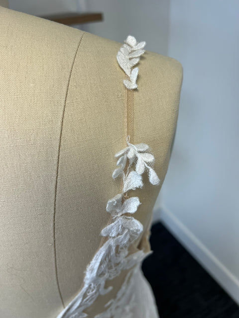 B / Rebecca Ingram Wendi Size 16