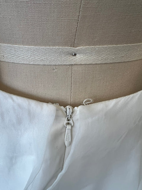 B / Mikaella 2383 Size 10