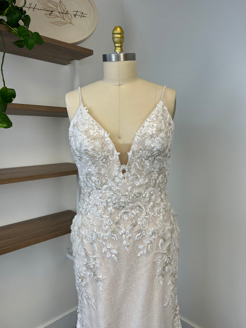 A / Martin Thornburg 122245 Size 16