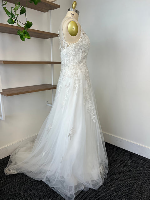 C / Rebecca Ingram Camille Anne Size 20