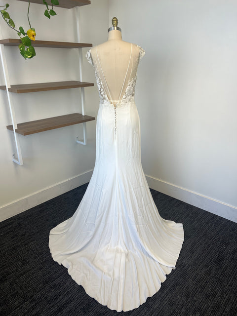 C / Rime Arodaky Lauper Size 8