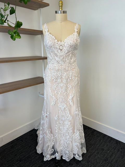A / Martin Thornburg 218203 Size 20
