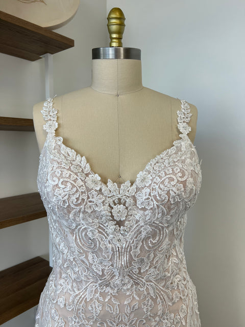 A / Martin Thornburg 218203 Size 20