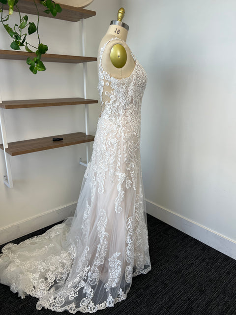 A / Martin Thornburg 218203 Size 20