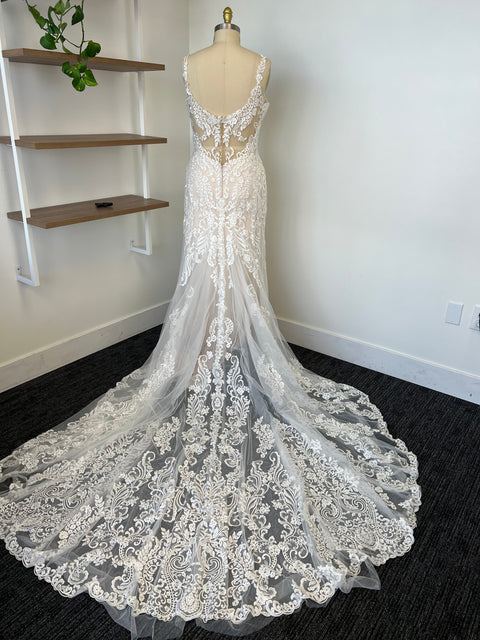 A / Martin Thornburg 218203 Size 20