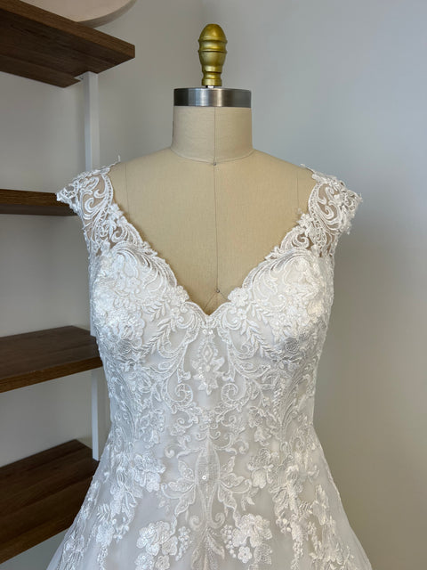 A / Martin Thornberg 220279 Size 22