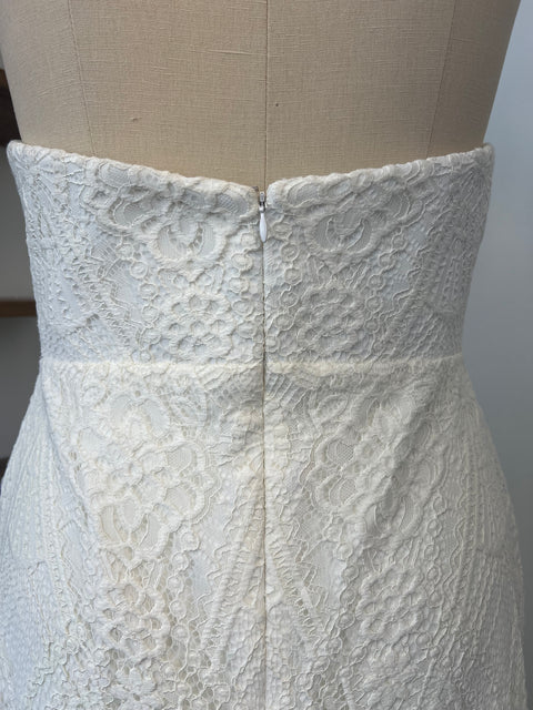 B / Scout Lotus Size 18