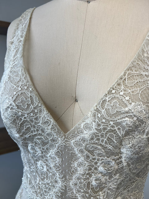 C / Flora Josephine Size 8
