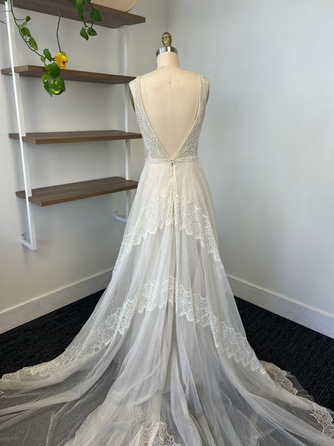 C / Flora Josephine Size 8