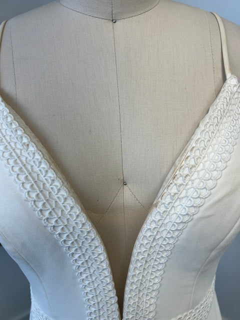 C / Theia Lola Size 8