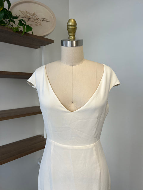 B / Nova Alexandra Grecco Size 8
