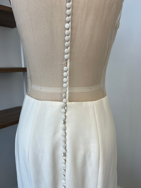 C / Theia Lotus Size 8