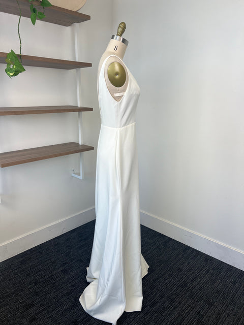 B / Scout Harper Size 8