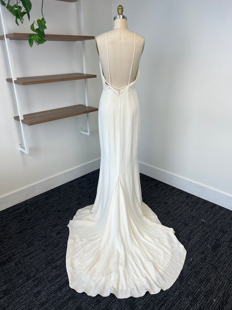 B / Alexandra Grecco Haven Size 8