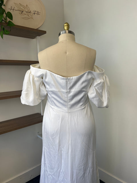 B / Sarah Seven Elena Size 16