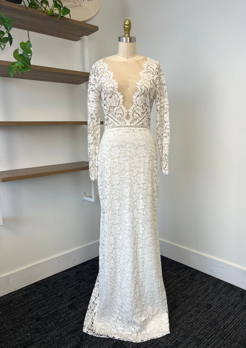 B / Sarah Seven Venice Lace Size 8