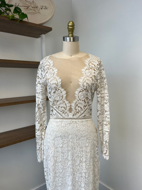 B / Sarah Seven Venice Lace Size 8
