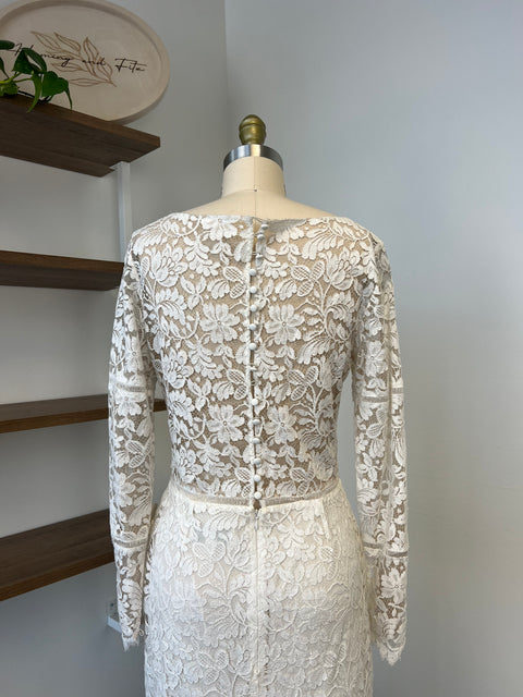 B / Sarah Seven Venice Lace Size 8