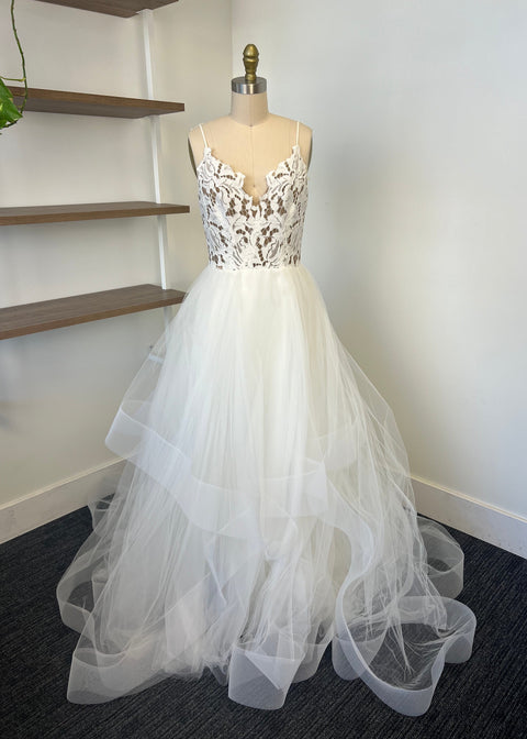 B / Hayley Paige Blush 1600 Size 10