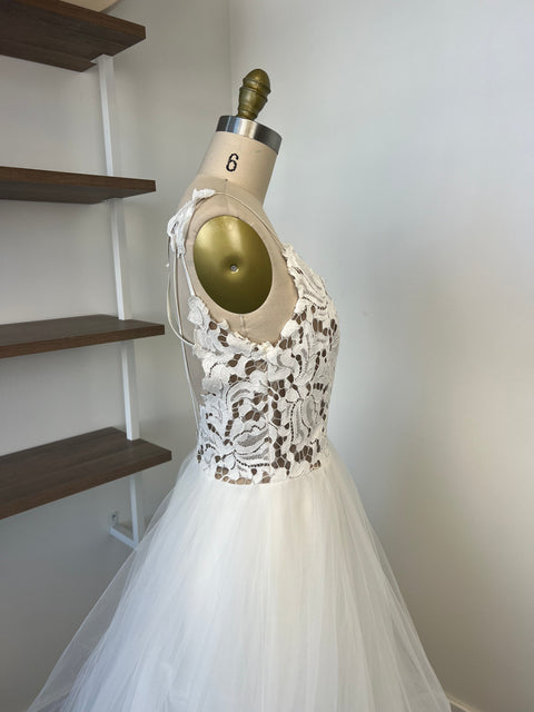 B / Hayley Paige Blush 1600 Size 10