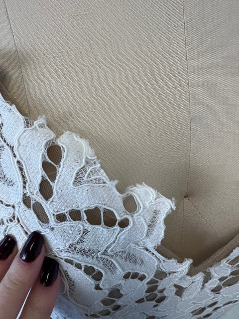 B / Hayley Paige Blush 1600 Size 10