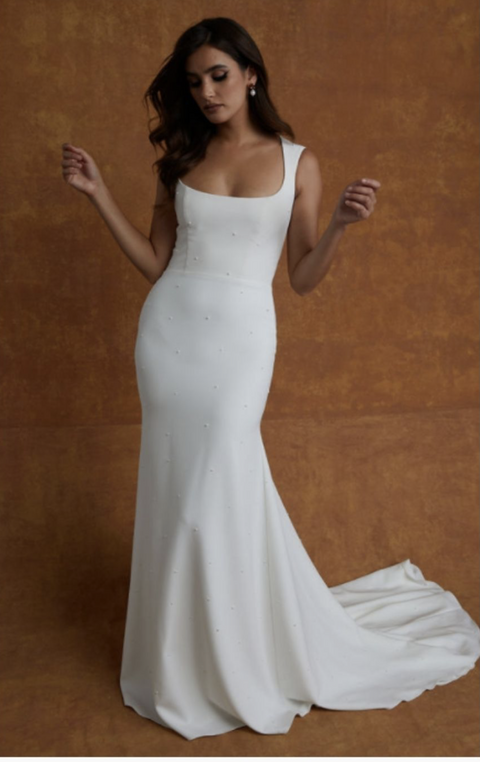 B / Sarah Seven Leona Size 8
