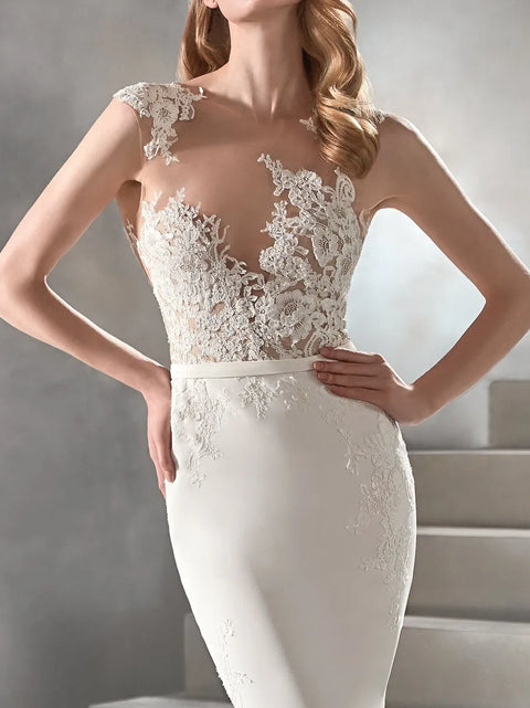 C / Pronovias Vincente Size 8